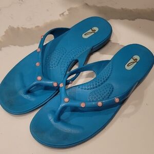 OKA FLOPS SIZE 7.5